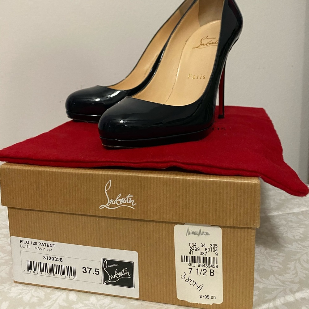 Christian Louboutin Navy Patent heels - Picture 3 of 10